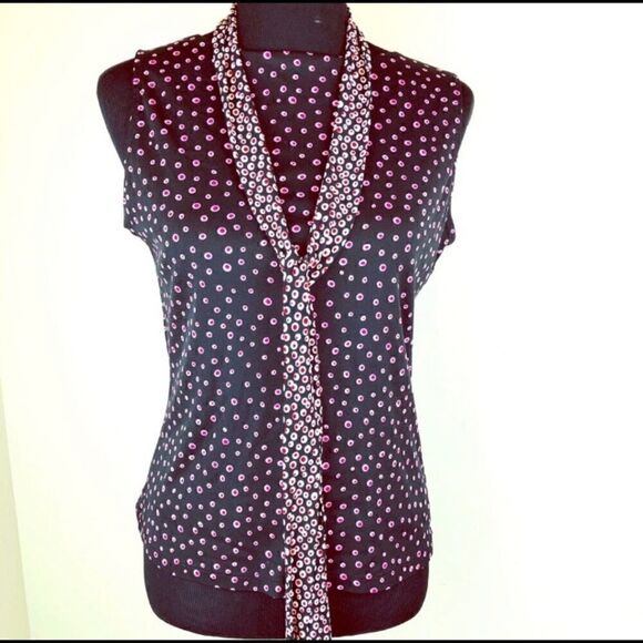 💜 8-Pack Women’s Tops XS–M | Mixed Brands | Great for Resale or Everyday Wear - Picture 15 of 16